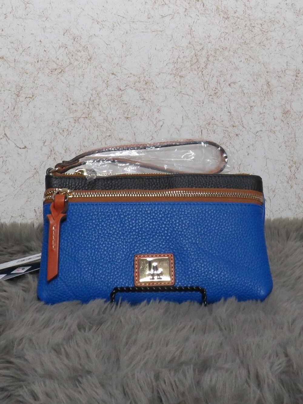 Dooney & Bourke MLB Los Angeles Dodgers Double Zip Wristlet (Blue)
